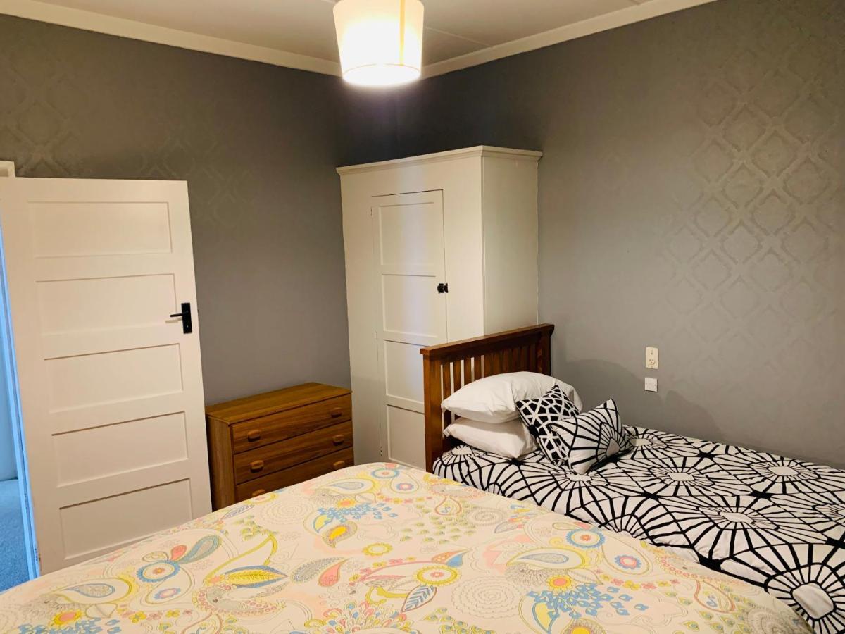 Quiet Home With Modern Touch Dunedin Eksteriør bilde