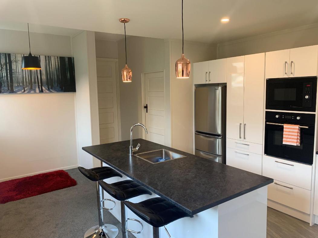Quiet Home With Modern Touch Dunedin Eksteriør bilde